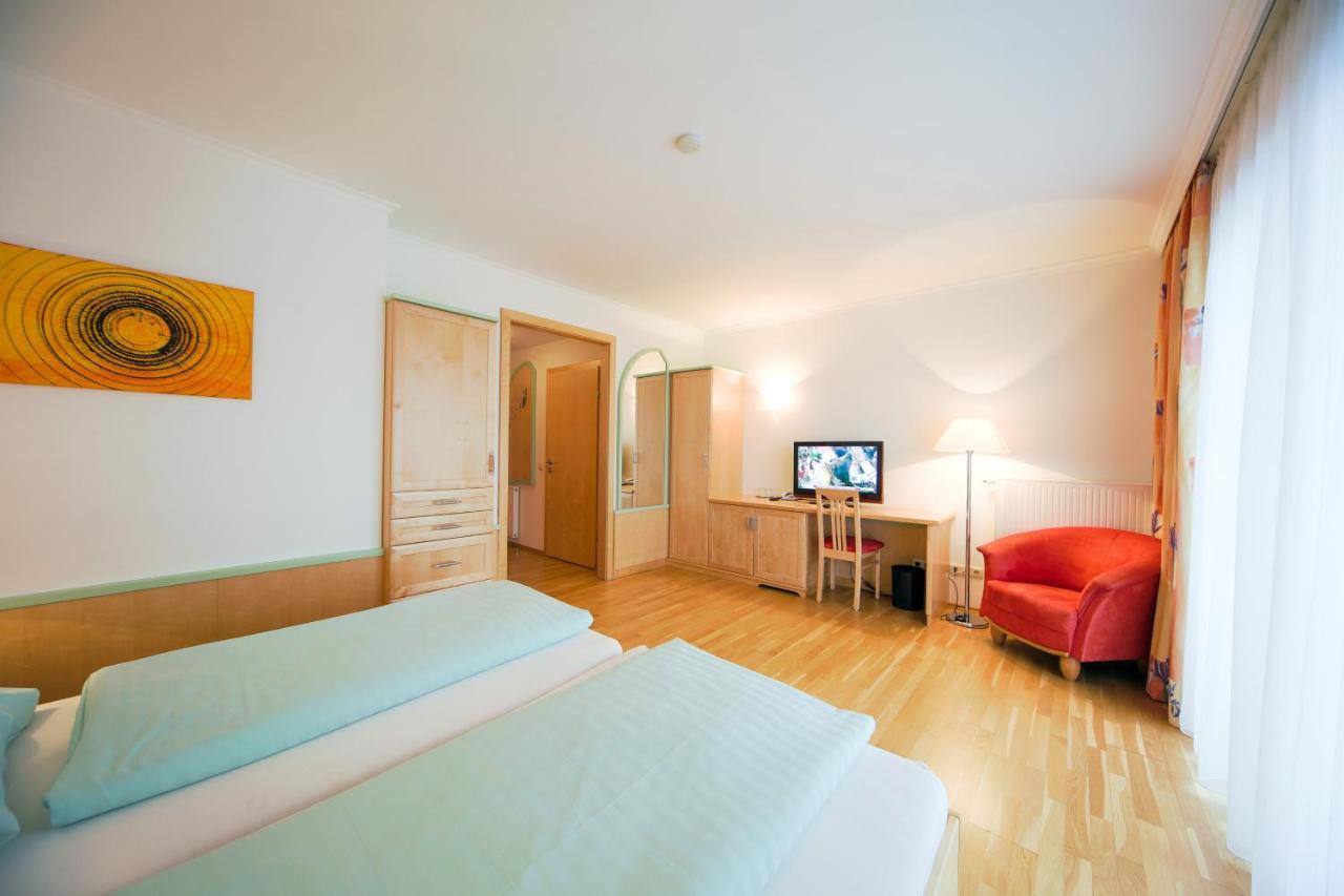 Hotel Zum Kirchenwirt Mariazell Habitación foto